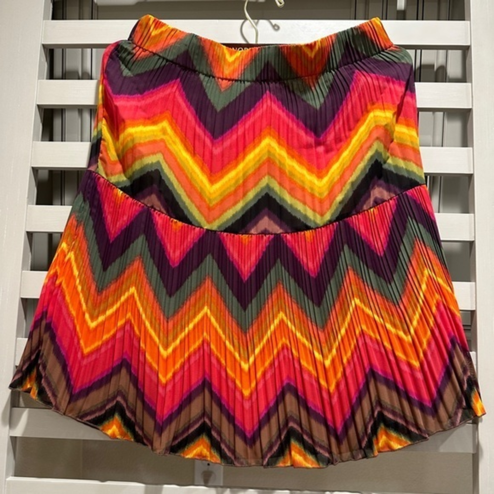 SUNNY LEIGH Petite Medium Accordion Pleat Lined Skirt Orange Multi Zig Zag Flare